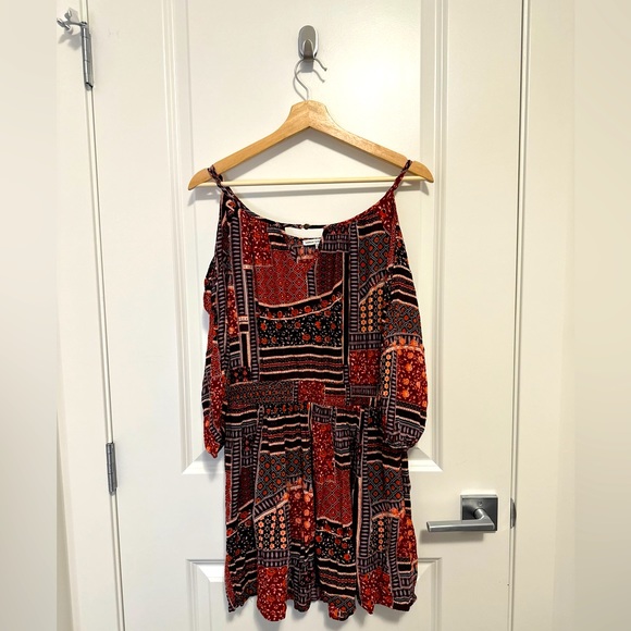 American Eagle printed cold shoulder dress - Picture 2 of 6